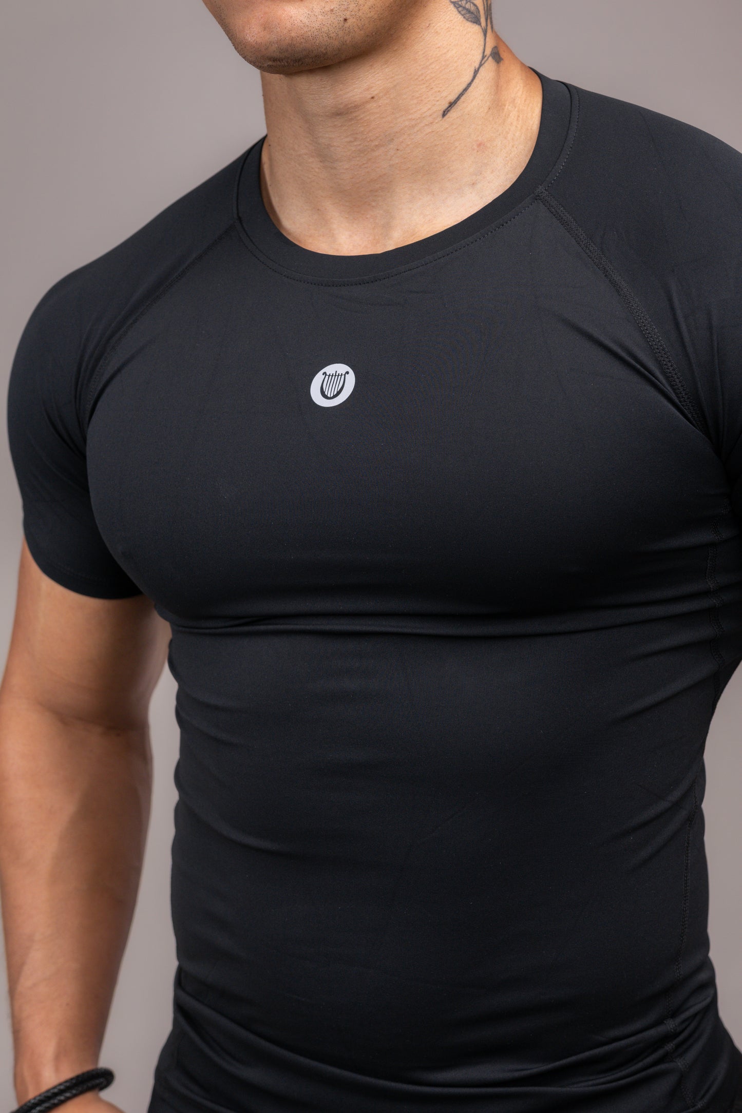 STRIKE T-SHIRT