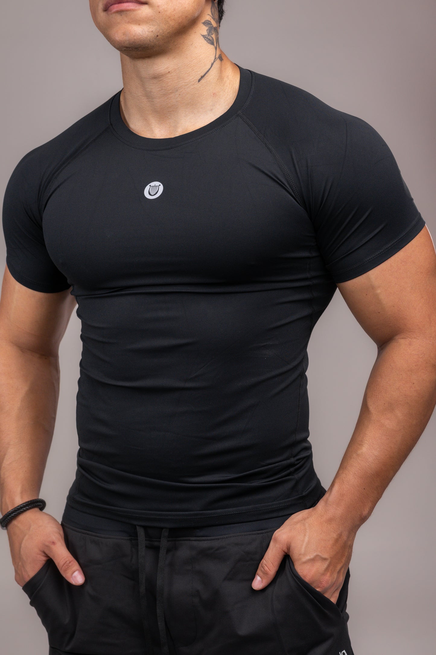 STRIKE T-SHIRT