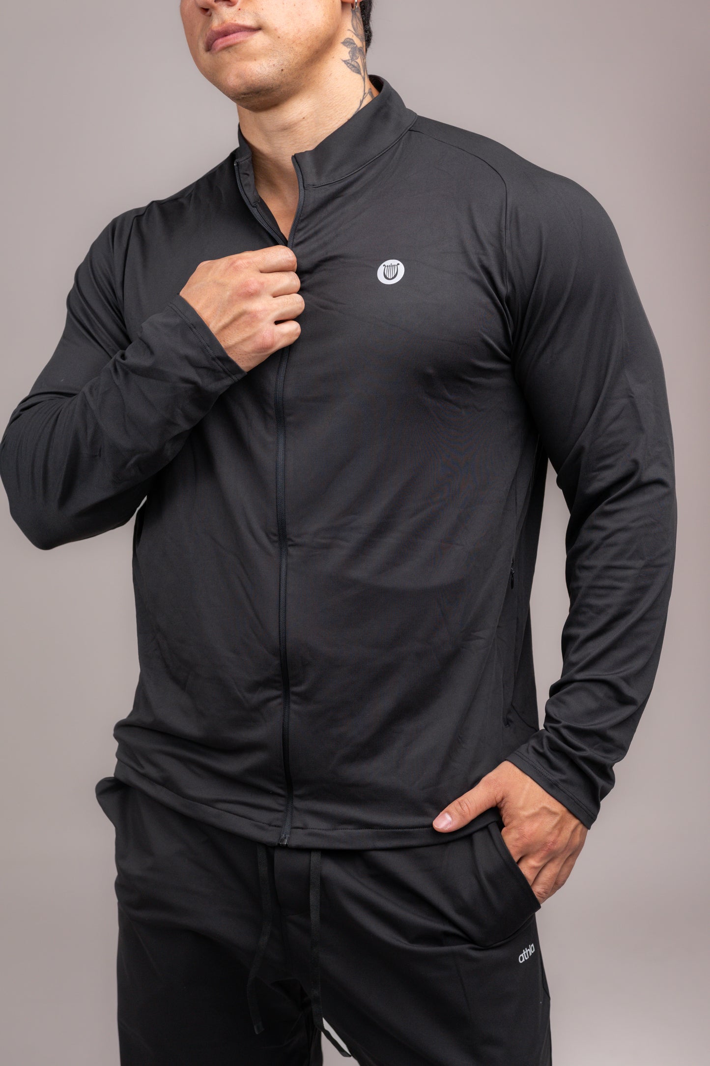 STRIKE JACKET